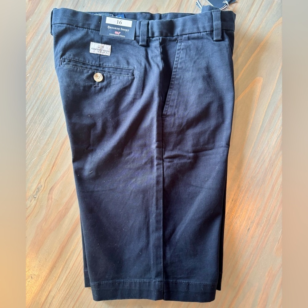 NWT Vineyard Vines Boy’s 9” Breaker Short in Nautical Blue Size 16 - Picture 3 of 6